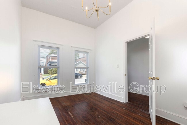 Building Photo - 915 S Shelby St