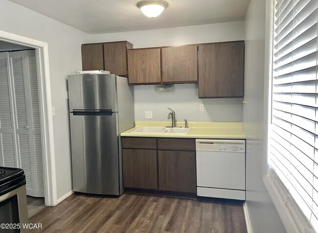 Foto del edificio - 2275 N Cable Rd