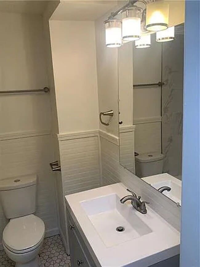 Building Photo - Adorable ranch for rent