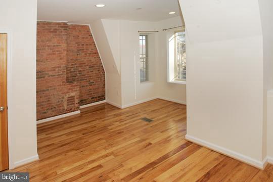 Building Photo - 34 Rhode Island Ave NE