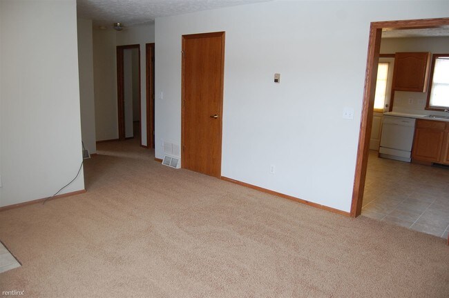 Building Photo - 1749 Churchill Dr