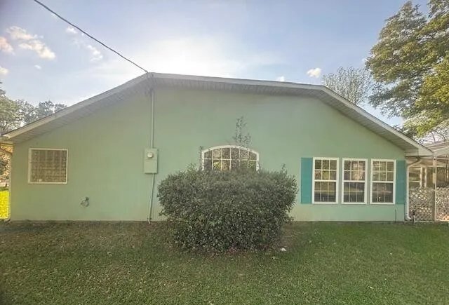 Foto del edificio - 105 Thistledown Dr