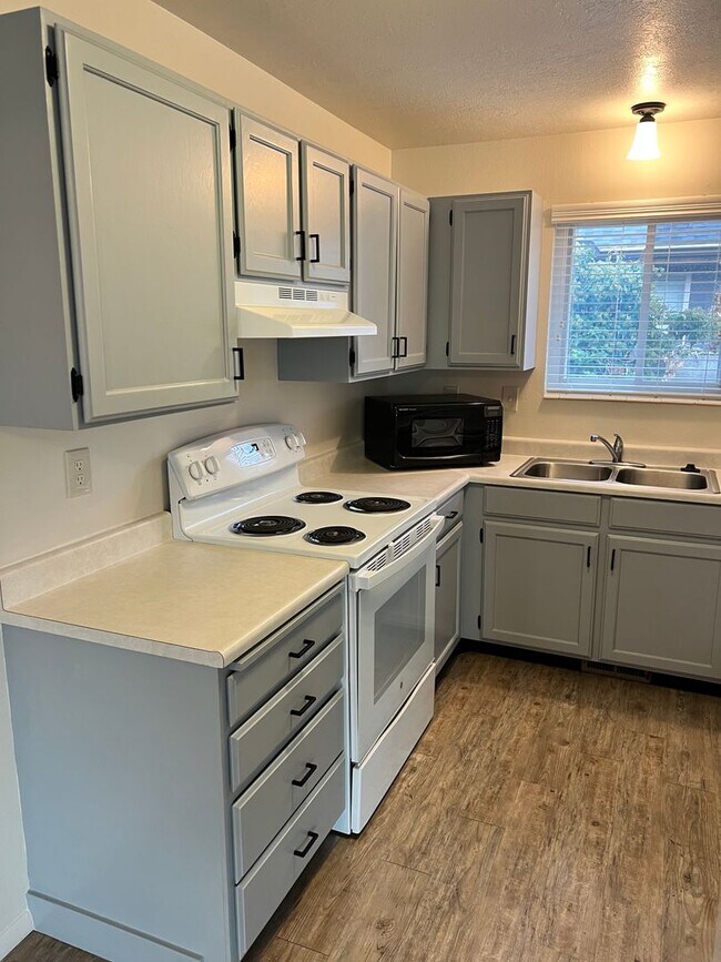 Foto del edificio - Millcreek Duplex