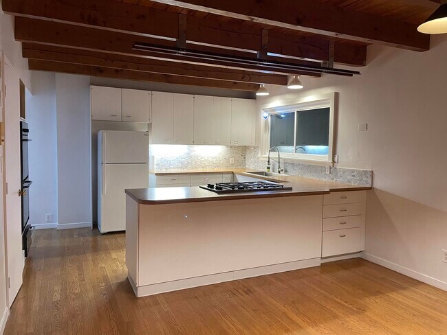 Foto del edificio - 4731 Liberty St