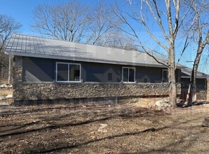 Building Photo - 30013 Nodaway Dr