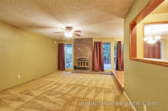Primary Photo - 3 bed, 2 bath home in Portland near Highwa...