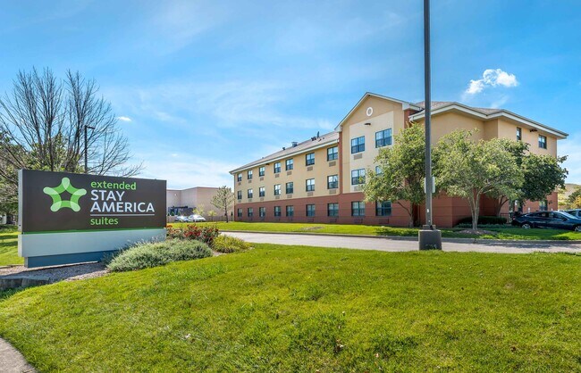 Foto del edificio - Furnished Studio-Chicago - Buffalo Grove - Deerfield