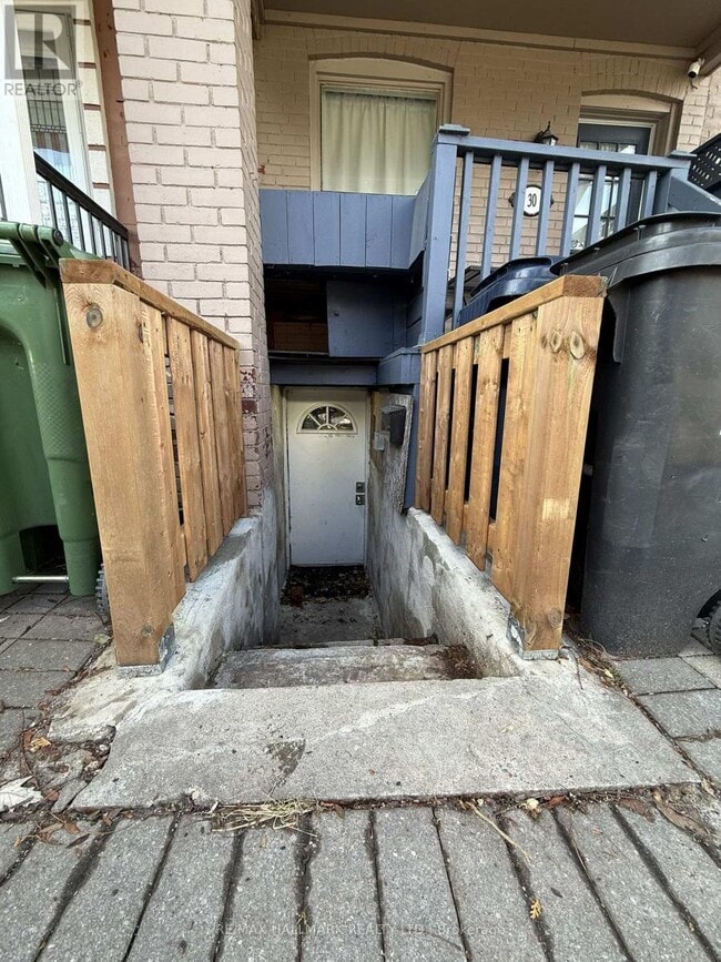 Building Photo - 30 Curzon St