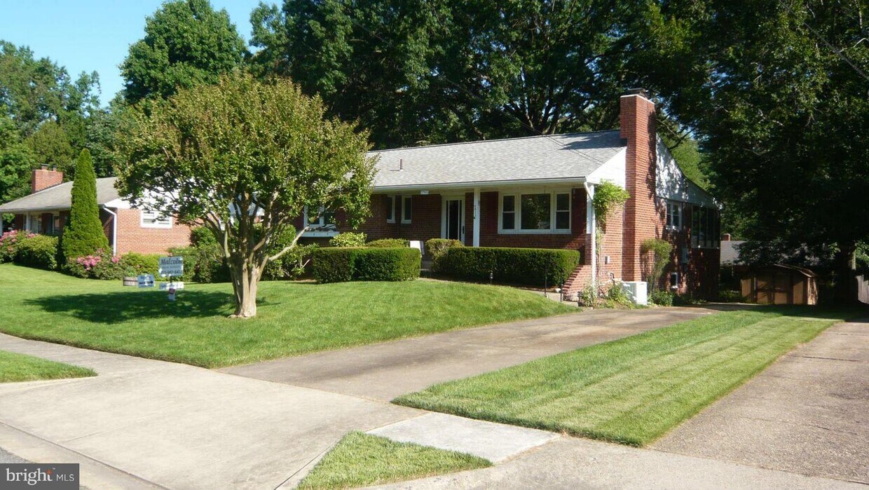 7511 Inzer St, Springfield, VA 22151 House Rental in Springfield, VA