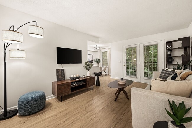 Building Photo - Avana South Oaks