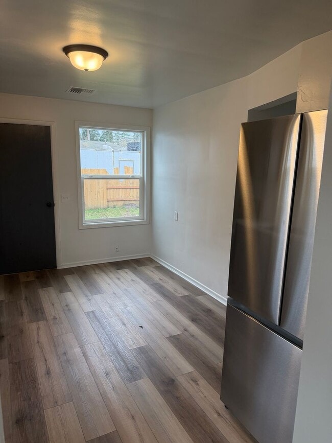 Foto del edificio - 260 E Sherman St