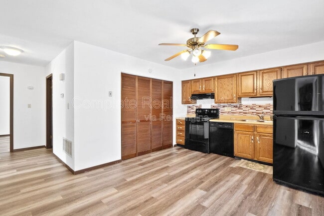 Foto del edificio - 2202 Richland Prairie Blvd