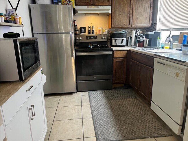 Foto del edificio - 12506 Fox Croft Ln
