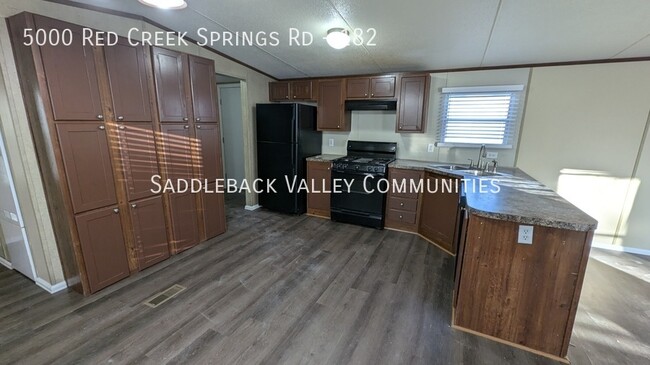 Foto del edificio - Spacious 3 Bedroom, 2 Bath Mobile Home for...