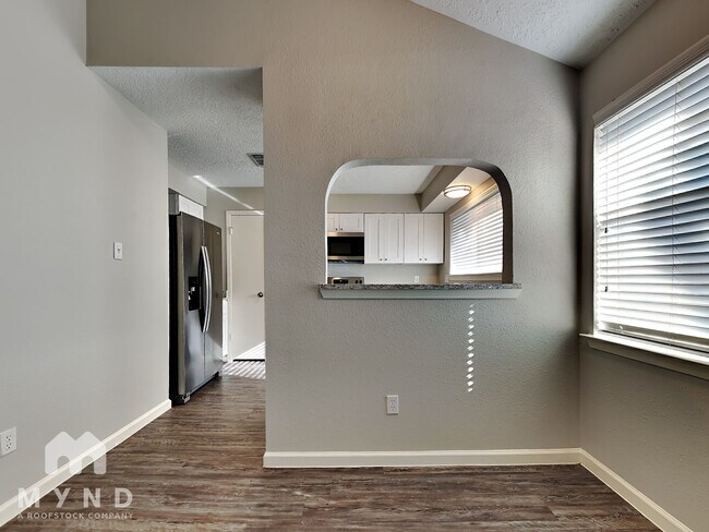 Building Photo - 11923 Medicine Bow Cir