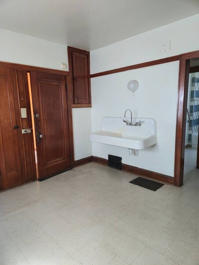 Foto del edificio - 3163-3165-3165 N 39th St