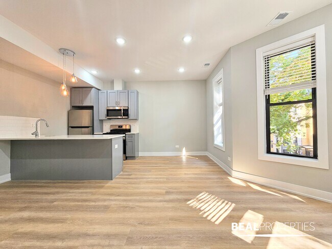 Foto del edificio - 428 W Belden Ave