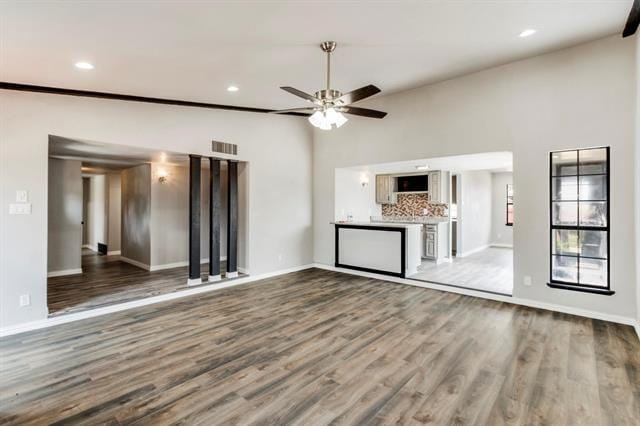 Building Photo - 3002 Rockett Dr