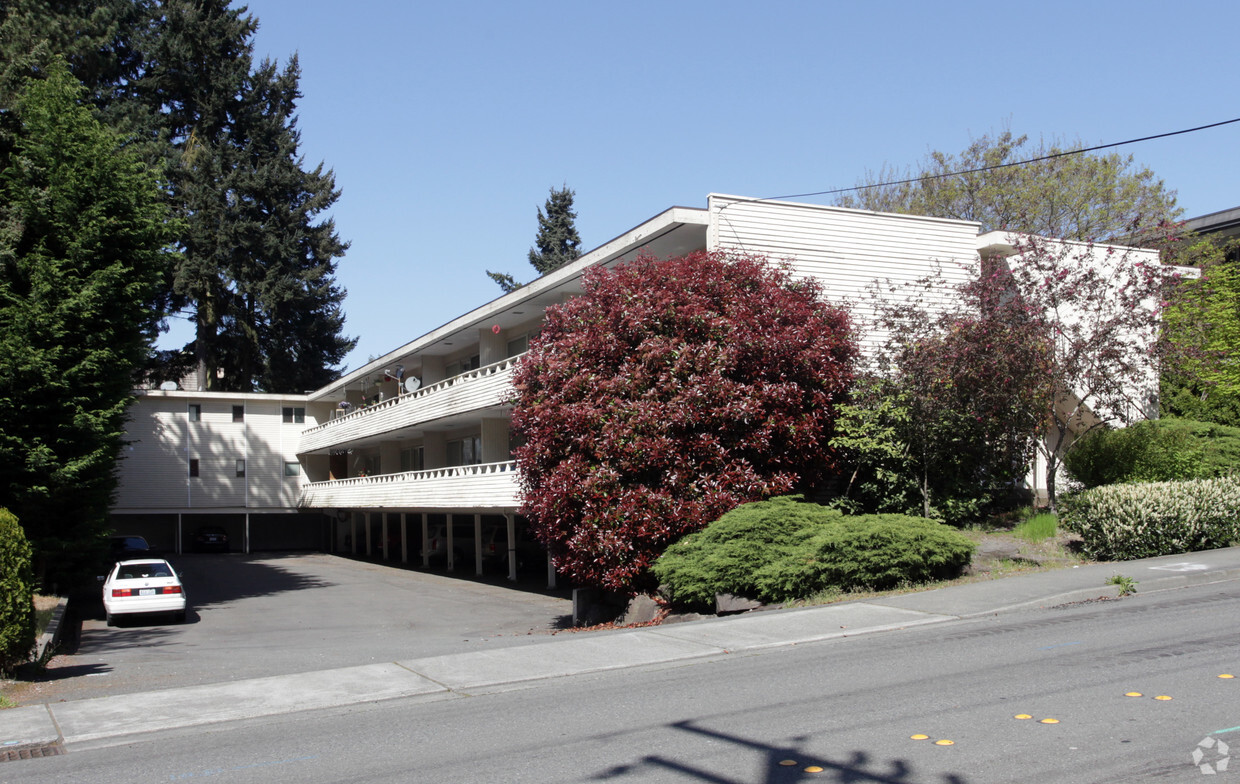 Primary Photo - Avalon Apartments