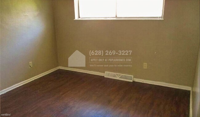 Building Photo - 3 br, 1 bath House - 3420 Maybelle Dr -