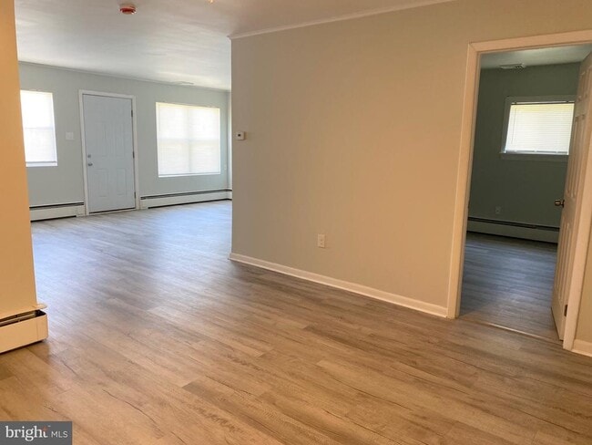 Building Photo - 3 Catawba Ave