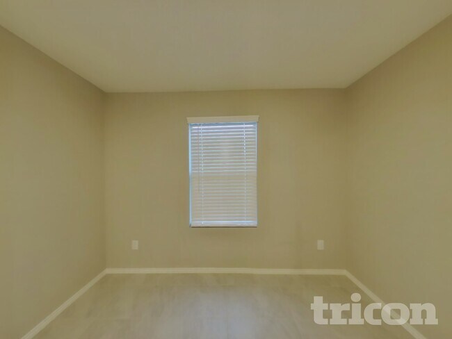 Building Photo - 1705 Clairborne Ct