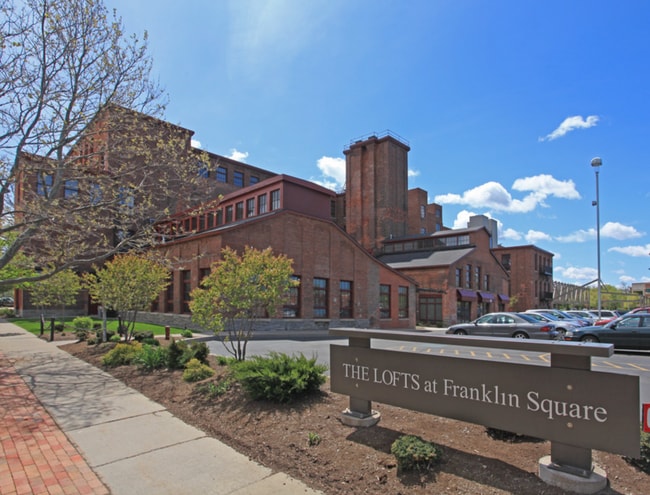 Building Photo - The Lofts at Franklin Square