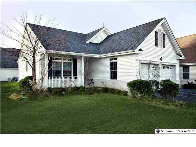 Primary Photo - 45 Londonberry Dr