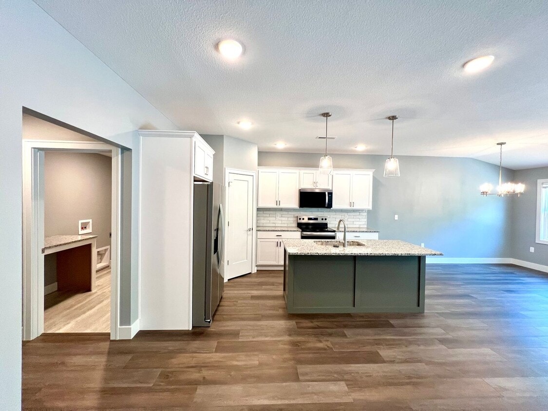 Primary Photo - Newly Built 3 Bedroom Duplex in Irvine Acres!