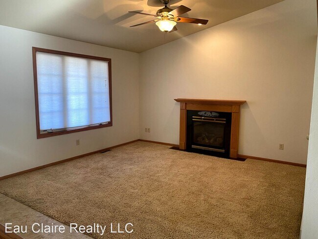 Building Photo - 3 br, 3 bath House - 3211 Woodside Terrace