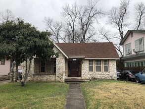 Building Photo - 942 Bailey Ave