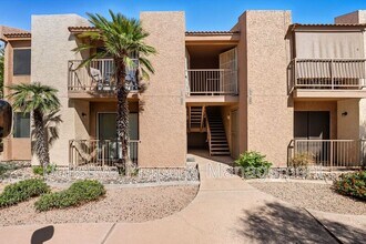 Building Photo - 1111 E University Dr