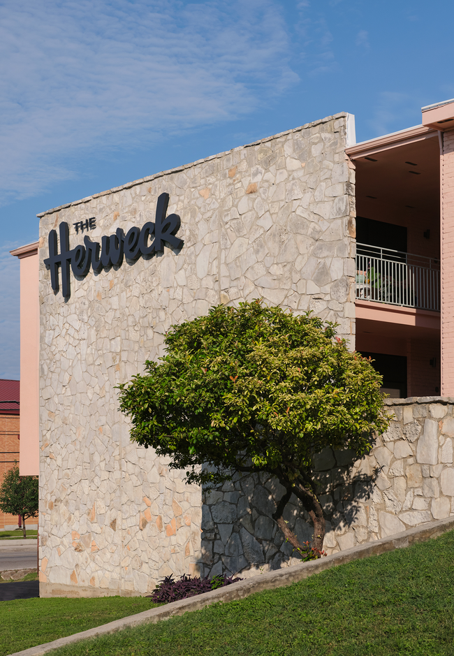 Building Photo - The Herweck Apartments