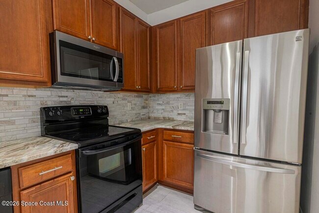 Building Photo - 3701 Titanic Cir