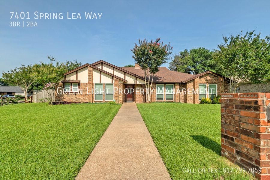 Foto principal - 7401 Spring Lea Way