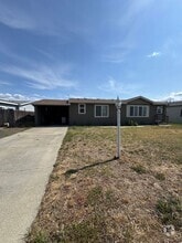 Building Photo - 408 Alpine Dr
