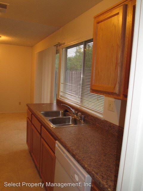 Building Photo - 7325 Circlet Way