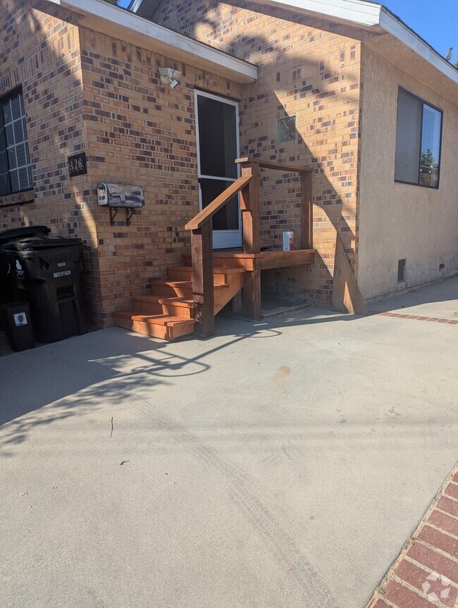 Building Photo - 1326 Electric Ave