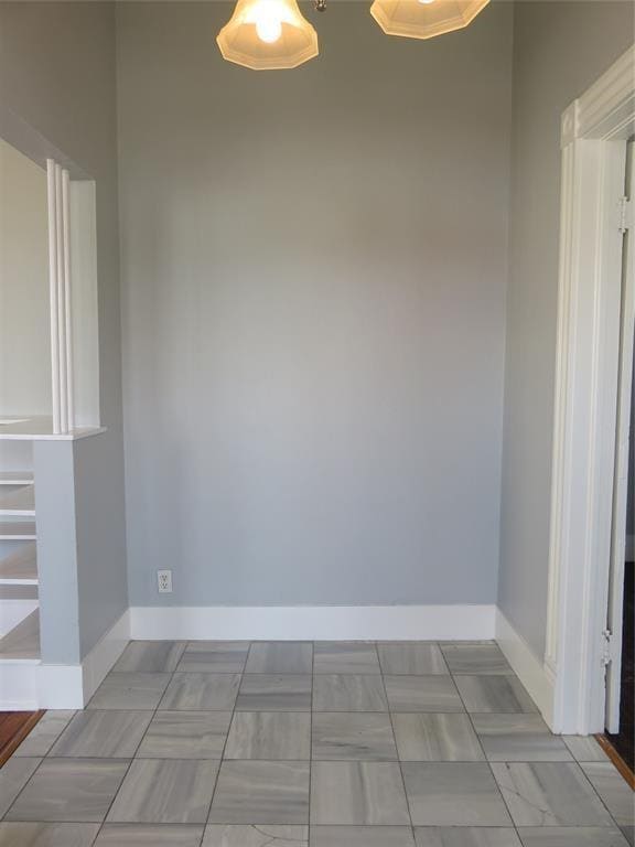 Building Photo - 1005 Broadway Avenue J