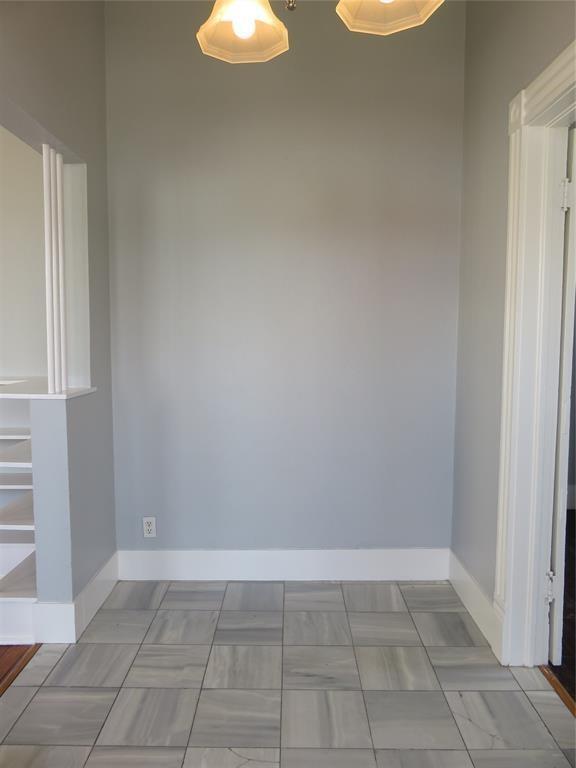 Foto del edificio - 1005 Broadway Avenue J