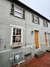 Building Photo - 139 Howard Ave