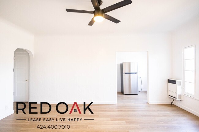 Foto del edificio - 706 N St Andrews Pl