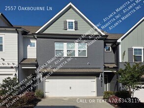Building Photo - 2557 Oakbourne Ln