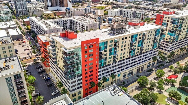 Building Photo - 1208 E Kennedy Blvd