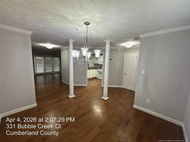 Building Photo - 332 Bubble Creek Ct