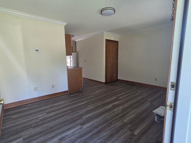 Foto del edificio - 2 bedroom  1 Bath Brick  condo great locat...