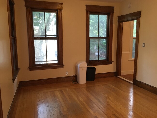 Building Photo - 56 Canner St