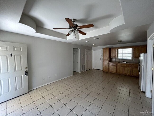 Foto del edificio - 14 W Daffodil Ave