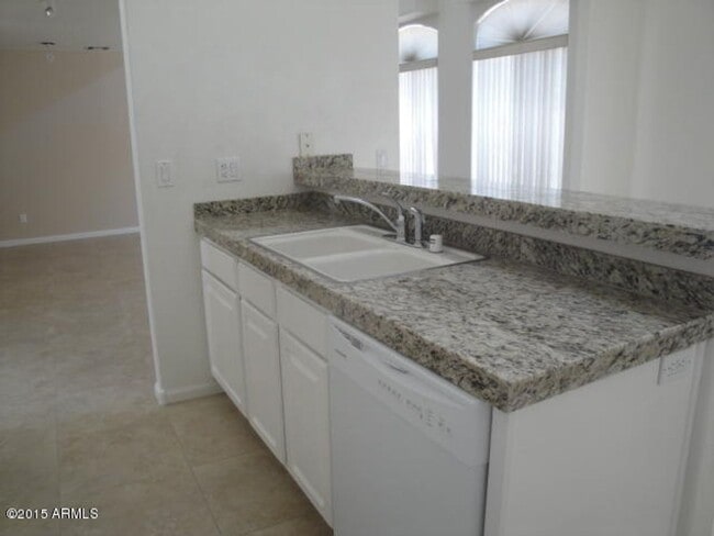 Foto del edificio - 7461 W Matilda Ln