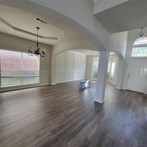 Foto del edificio - 5400 Meadow Valley Dr